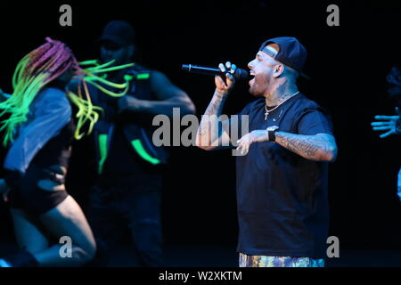 Juli 11, 2019 - 10-7-2019 (Marbella, Malaga) Amerikanische Reggaeton Sänger Nicky Jam durchgeführt, der zum ersten Mal am Starlite Festival in Marbella mit einem vollen absoluten wo er all seine Hits Credit: Lorenzo Carnero/ZUMA Draht/Alamy Leben Nachrichten sang Stockfoto