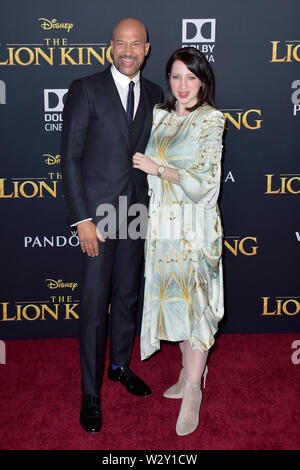 Keegan-Michael Schlüssel mit Frau Elisa Pugliese bei der Weltpremiere des Films "Der König der Löwen' an der Dolby Theater. Los Angeles, 09.07.2019 | Verwendung weltweit Stockfoto