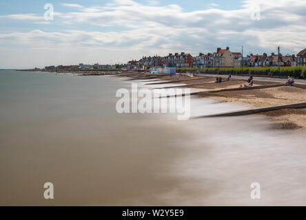 Feixstowe Strand - Blick von der Pier Stockfoto