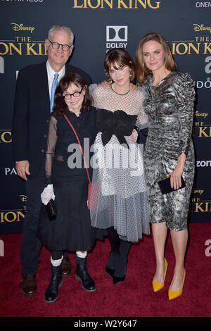 Caleb Deschanel, Mary Jo Deschanel, Zooey Deschanel und Emily Deschanel bei der Weltpremiere des Films "Der König der Löwen' an der Dolby Theater. Los Angeles, 09.07.2019 | Verwendung weltweit Stockfoto