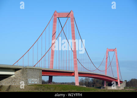 Brücke über den Rhein, Januar, Emmerich, Niederrhein, Nordrhein-Westfalen, Deutschland Stockfoto