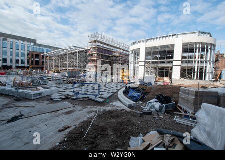 Renovierung und Neubau Arbeiten durchgeführt werden, die Mitte der Stadt Warrington Cheshire zu modernisieren. Die ehemalige Industriestadt Warr Stockfoto