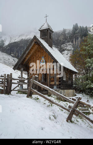 Kapelle oben stie Alm, brauneck, Lenggries, benediktenwand, isarwinkel Region, Oberbayern, Bayerische Alpen, Bayern, Isartal, Deutschland Stockfoto