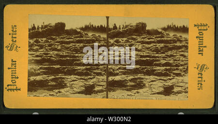 Old Faithful ist Bildung, Yellowstone National Park, von Robert N Dennis Sammlung von stereoskopische Ansichten Stockfoto