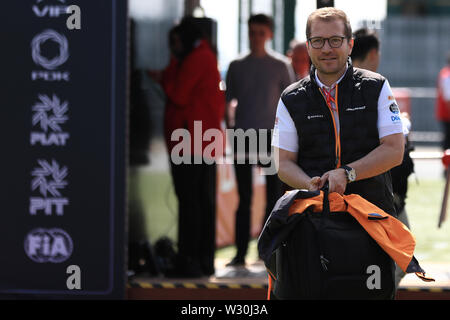 Silverstone, Northampton, Großbritannien. 11. Juli 2019. F1 Grand Prix von Großbritannien, Treiber Anreise Tag; Andreas Seidl, Team Grundsatz bei McLaren Quelle: Aktion Plus Sport Bilder/Alamy leben Nachrichten Stockfoto