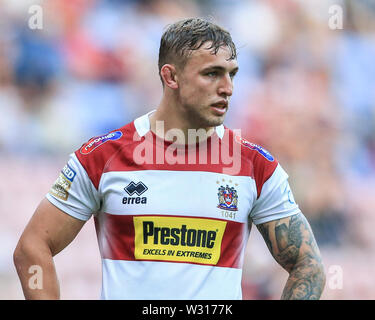 5. Juli 2019, DW Stadium, Wigan, England; Betfred Super League, Runden 21, Wigan Warriors vs Rumpf KR; Sam Powell (9) von Wigan Warriors während des Spiels Credit: Mark Cosgrove/News Bilder Stockfoto