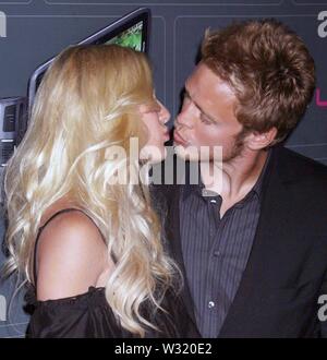 Heidi Montag-Pratt, Spencer Pratt 2009 T-Mobile Sidekick LX launc Foto von Russell EInhorn/CelebrityArchaeology.com Stockfoto