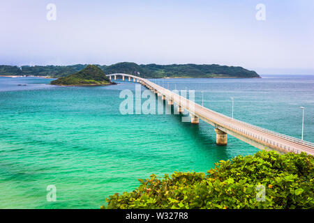 Tsunoshima Ohashi Brücke in Shimonoseki, Japan. Stockfoto