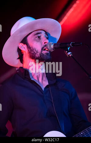 Bergen, Norwegen - Juni 12., 2019. Der amerikanische Sänger und Songwriter Ryan Bingham führt ein Live Konzert während der norwegischen Musik Festival Bergenfest 2019 in Bergen. (Foto: Gonzales Foto - Jarle H. Moe). Stockfoto