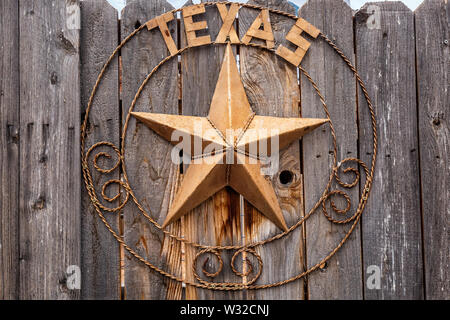 Alte Texas Star Sign auf hölzernen Zaun in der Nähe von Moab, Utah, USA. Stockfoto