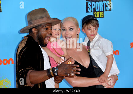 Santa Monica, USA. 11. Juli, 2019. SANTA MONICA, USA. Juli 11, 2019: Lindsey Vonn, P.K. Subban & Familie am Nickelodeon Kids' Choice Sports Awards 2019 bei Barker Hangar. Foto: Paul Smith/Alamy leben Nachrichten Stockfoto