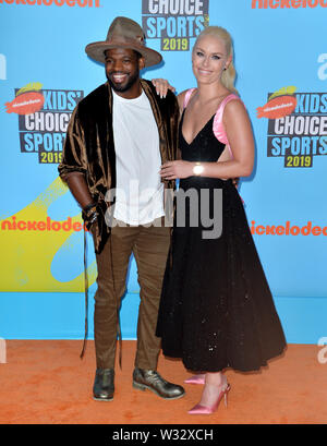 Santa Monica, USA. 11. Juli, 2019. SANTA MONICA, USA. Juli 11, 2019: Lindsey Vonn & P.K. Subban am Nickelodeon Kids' Choice Sports Awards 2019 bei Barker Hangar. Foto: Paul Smith/Alamy leben Nachrichten Stockfoto