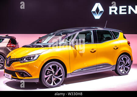 Genf, Schweiz, März 2019 Renault Scenic IV am Internationalen Automobilsalon in Genf, die vierte Generation des Renault kompakte Multi Purpose Vehicle (MPV) Stockfoto