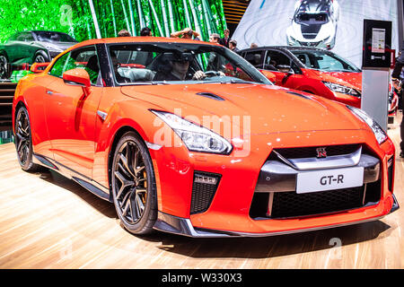 Genf, Schweiz, März 2019: metallic rot Nissan GT-R in Genf International Motor Show, 2 Türen 2+2 high performance hergestellte Fahrzeuge von Nissan Stockfoto