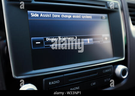 Smart Multimedia Touchscreen System für die Automobilindustrie Stockfoto