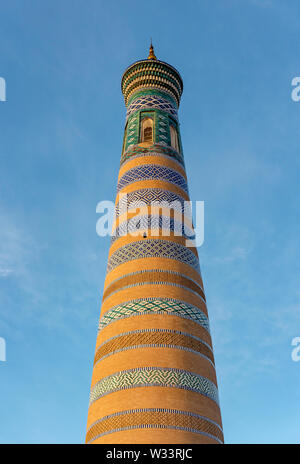 Islom Hoja (Islam Khodja) Minarett, Chiwa, Usbekistan Stockfoto