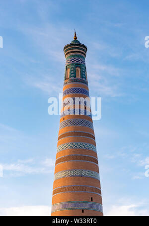 Islom Hoja (Islam Khodja) Minarett, Chiwa, Usbekistan Stockfoto