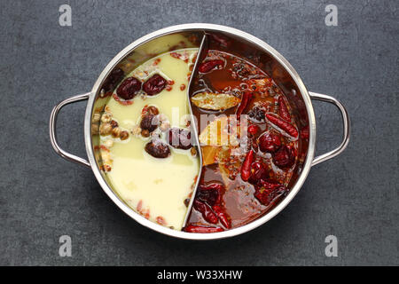 Chongqing Yin Yang hot pot, chinesische Küche Stockfoto