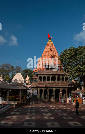 17 Feb 2005 Außenansicht des Mahakaleshwar Tempel, Ujjain, Madhya Pradesh, Indien, Asien Stockfoto