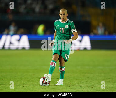 Suez, Ägypten. 11. Juli, 2019. Elfenbeinküste, Ägypten, Frankreich, 11. Juli 2019: Sofiane Feghouli in Algerien während der 2019 Afrika Cup der Nationen Übereinstimmung zwischen der Elfenbeinküste und Algerien am Suez Stadion in Suez, Ägypten. Ulrik Pedersen/CSM/Alamy leben Nachrichten Stockfoto