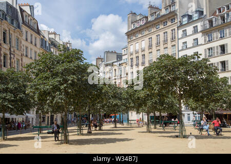 Paris, Frankreich, 05. August 2014: Place Dauphine (Dauphine), Ile de la Cité in Paris Stockfoto