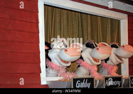 Der gesang Kühe auf der Tour durch die Hershey Chocolate World in Pennsylvania, USA Stockfoto