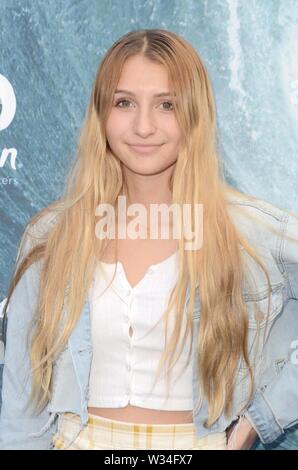 Los Angeles, CA, USA. 9. Juli 2019. Sophia Strauss in der Ankunftshalle für Bethany Hamilton: UNSTOPPABLE Premiere ArcLight Hollywood, Los Angeles, CA Juli 9, 2019. Credit: Priscilla Grant/Everett Collection/Alamy leben Nachrichten Stockfoto