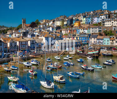 De - Devon: Brixham Dorf und geschäftigen Hafen Bereich (HDR-Bild) Stockfoto