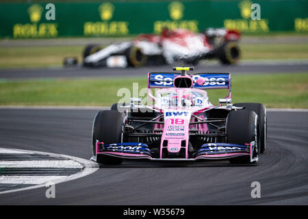 TOWCESTER, VEREINIGTES KÖNIGREICH. 12 Jul, 2019. Lance Schlendern von Racing Point in der Praxis Sitzung 2 Während der Formel 1 Rolex Grand Prix von Großbritannien 2019 in Silverstone am Freitag, Juli 12, 2019 in TOWCESTER, ENGLAND. Credit: Taka G Wu/Alamy leben Nachrichten Stockfoto