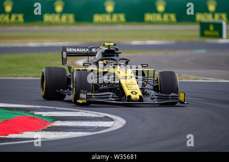 TOWCESTER, VEREINIGTES KÖNIGREICH. 12 Jul, 2019. Nico Hulkenberg von Renault in der Praxis Sitzung 2 Während der Formel 1 Rolex Grand Prix von Großbritannien 2019 in Silverstone am Freitag, Juli 12, 2019 in TOWCESTER, ENGLAND. Credit: Taka G Wu/Alamy leben Nachrichten Stockfoto