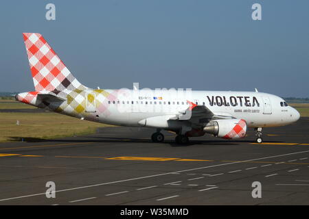 VOLTEA AIRBUS A319-100 EC-MTC. Stockfoto