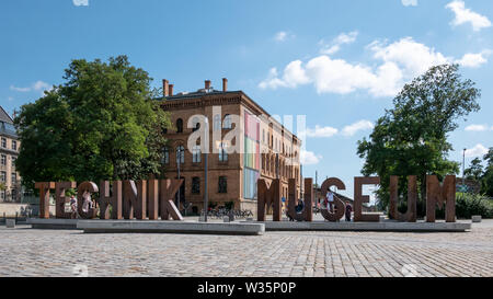 BERLIN, DEUTSCHLAND - Juli 10, 2019: Vor Deutsches Technikmuseum, Deutschen Technik Museum in Berlin im Sommer Stockfoto