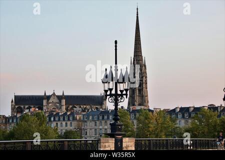 In BORDEAUX - FRANKREICH - AM 08/25/2017 - Saint Andrew Cathedral in Bordeaux - Frankreich Stockfoto