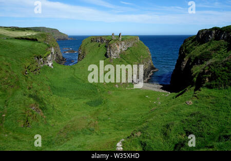 Dunseverick Burgruine Causeway Coastal Weg des Riesen, County Antrim, Nordirland, Großbritannien Stockfoto