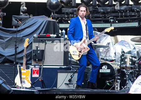 Mailand Italien. 12. Juli 2019. Die amerikanische Band MINI VILLEN führt live auf der Bühne im Stadio San Siro Eröffnung der Show von Muse. Stockfoto