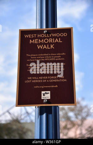 LOS ANGELES, CA/USA - Januar 10, 2019: Die West Hollywood Memorial Park ist eine Hommage an die Menschen, die an AIDS gestorben sind. Stockfoto