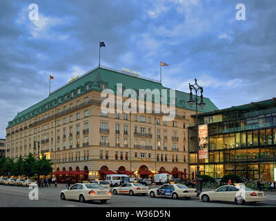 Hotel Adlon, Pariser Platz Platz, Berlin-Mitte, Berlin, Deutschland, Europa Stockfoto