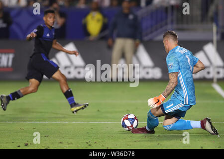 Los Angeles, CA, USA. 12. Juli, 2019. Los Angeles Galaxy Torwart David Bingham (1) Macht ein während des Spiels zwischen den San Jose Beben und die Los Angeles Galaxy an Würde die Gesundheit Sport Park in Los Angeles, CA., USA speichern. (Foto von Peter Joneleit) Credit: Csm/Alamy leben Nachrichten Stockfoto