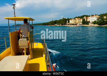 Ein semi-u-Boot für Unterwasser sightseeing Touren entlang der Küste der Insel Krk in Kroatien Navigation verwendet Stockfoto