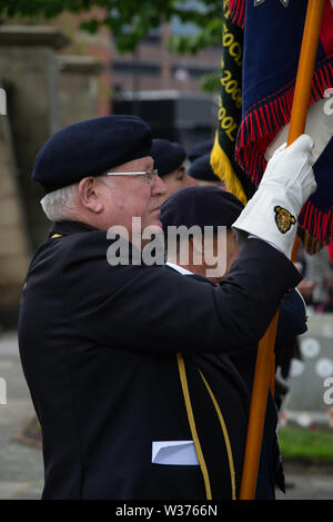 D-Day 75 Jahre Gedenkfeiern in Liverpool War Memorial, die von lokalen regimental Veteranen, hochrangige Arm, Navy und R.A.F Veteranen besucht Stockfoto