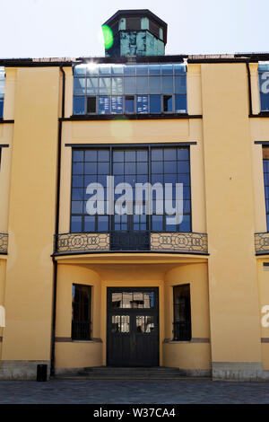 Fassade der Bauhaus Universität Weimar, Deutschland. Stockfoto