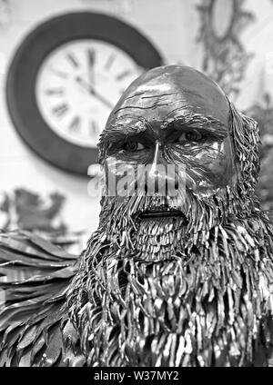 Charles Darwin Skulptur am britischen Schmiedearbeiten Center Stockfoto