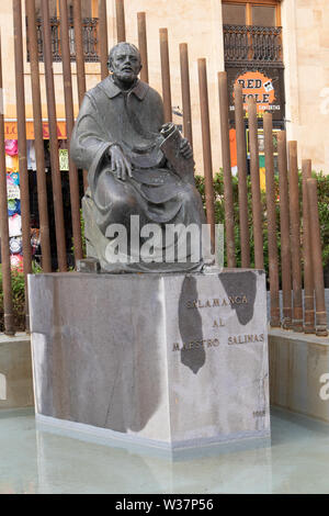 Monumento al Maestro Salinas Salamanca Statue der Musiker Maestro Salinas in Plaza in der Nähe der Kathedrale in Salamanca, Spanien Stockfoto