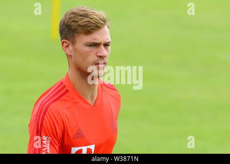 München, Deutschland. 12. Juli, 2019. München, Deutschland. 12. Juli, 2019. Muenchen, Deutschland vom 12. Juli 2019: 1. BL-19/20 - Bayern München Ausbildung 12.07.2019 Joshua Kimmich (FC Bayern München), Förderung/Single Image/| Verwendung der weltweiten Kredit: dpa/Alamy Leben Nachrichten Quelle: dpa/Alamy leben Nachrichten Stockfoto