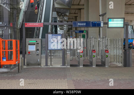 Eingang der U-Bahn Station Noord in Amsterdam Die Niederlande 2019 Stockfoto