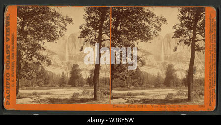 Yosemite Falls, 2634 Ft, Ansicht von Camp Grove, Yosemite Valley, Mariposa County, Cal, durch Watkins, Carleton E, 1829-1916 Stockfoto