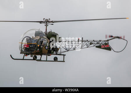 Yeovilton, UK. 13. Juli, 2019. Die säge Flugzeuge aus Acorss NATO-Verbündeten, darunter Litauen, Vereinigte Staaten und Kanada und die Teilnahme beteiligten eine Reihe historische Flugzeuge und die RAFs rote Pfeile in diesem Jahre Yeovilton International Air Tag an der Royal Naval Air Station Yeovilton in Somerset Credit: Fotografieren Nord/Alamy leben Nachrichten Stockfoto