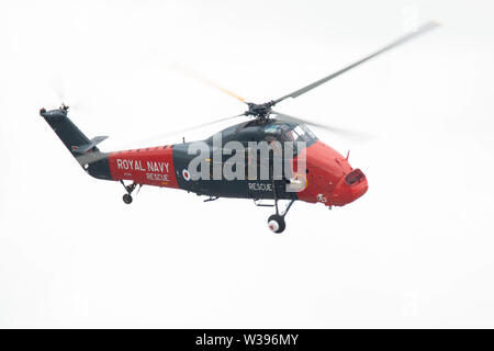 Yeovilton, UK. 13. Juli, 2019. Die säge Flugzeuge aus Acorss NATO-Verbündeten, darunter Litauen, Vereinigte Staaten und Kanada und die Teilnahme beteiligten eine Reihe historische Flugzeuge und die RAFs rote Pfeile in diesem Jahre Yeovilton International Air Tag an der Royal Naval Air Station Yeovilton in Somerset Credit: Fotografieren Nord/Alamy leben Nachrichten Stockfoto