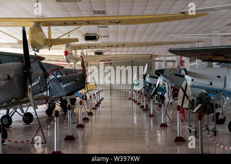 Ein propeller Flugzeug Anzeige im Museo del Aire ist ein Luftfahrtmuseum am Stadtrand von Madrid Cuatro Ventos Flughafen entfernt Stockfoto