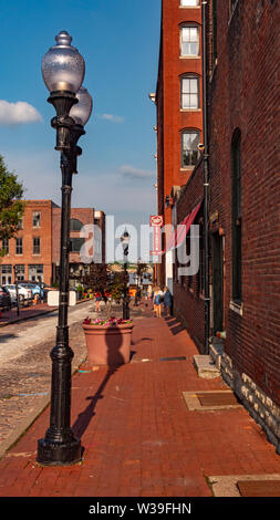 Lacledes Landung in Altstadt - St. Louis SAINT LOUIS. USA - Juni 19, 2019 Stockfoto